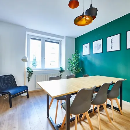 Be-1 - F4 Pour 1-6 Pers 1er Etage Au Centre De *