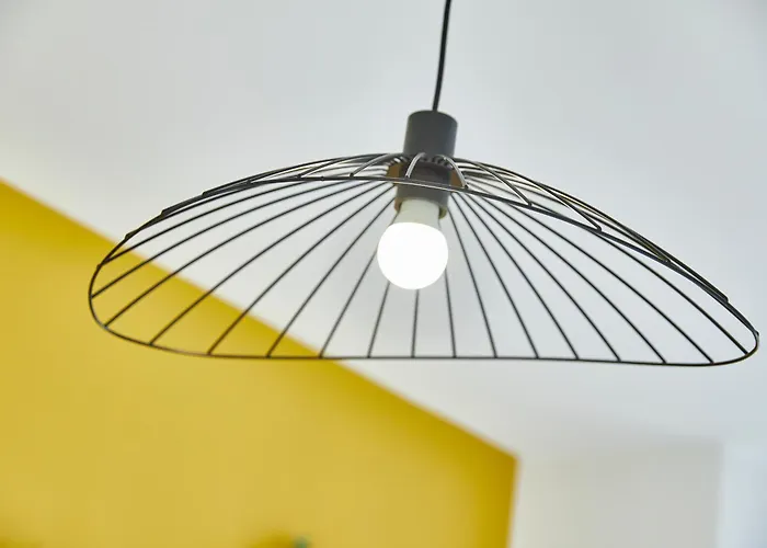 Be-1 - Joli 4 Pieces Equipe Pour 1-6 Pers 1er Etage Au Centre De