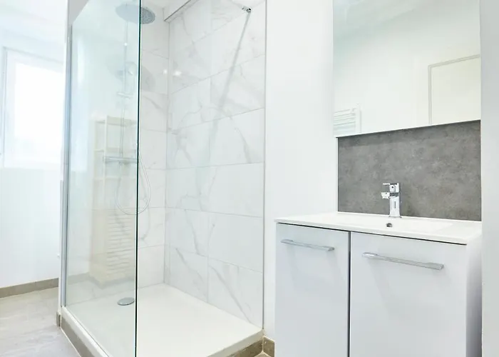 Be-1 - Joli 4 Pieces Equipe Pour 1-6 Pers 1er Etage Au Centre De Apartment *